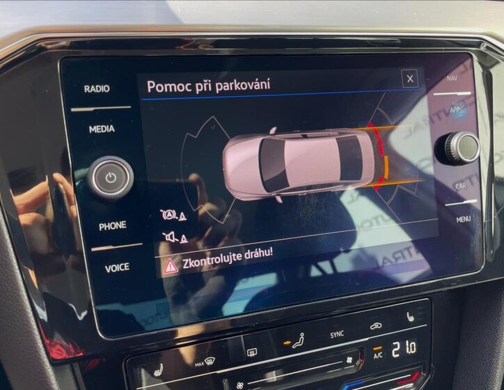 Volkswagen Passat Sedan 2,0 l 147 kw