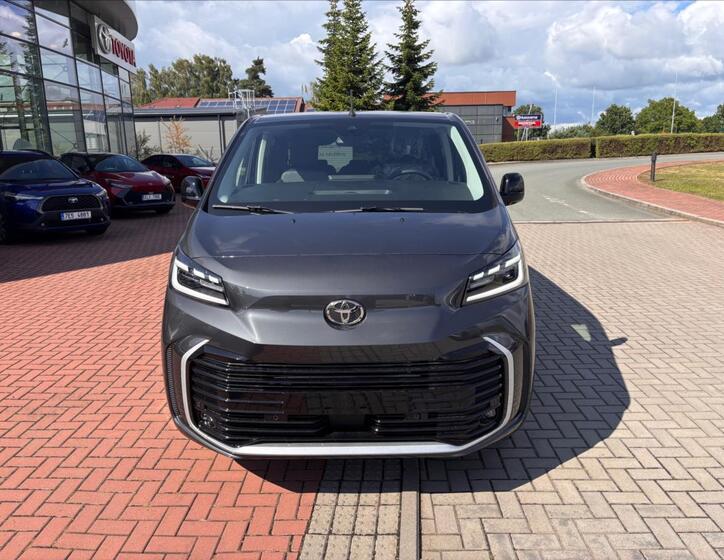 Toyota ProAce Verso 2