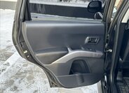 Mitsubishi Outlander 12