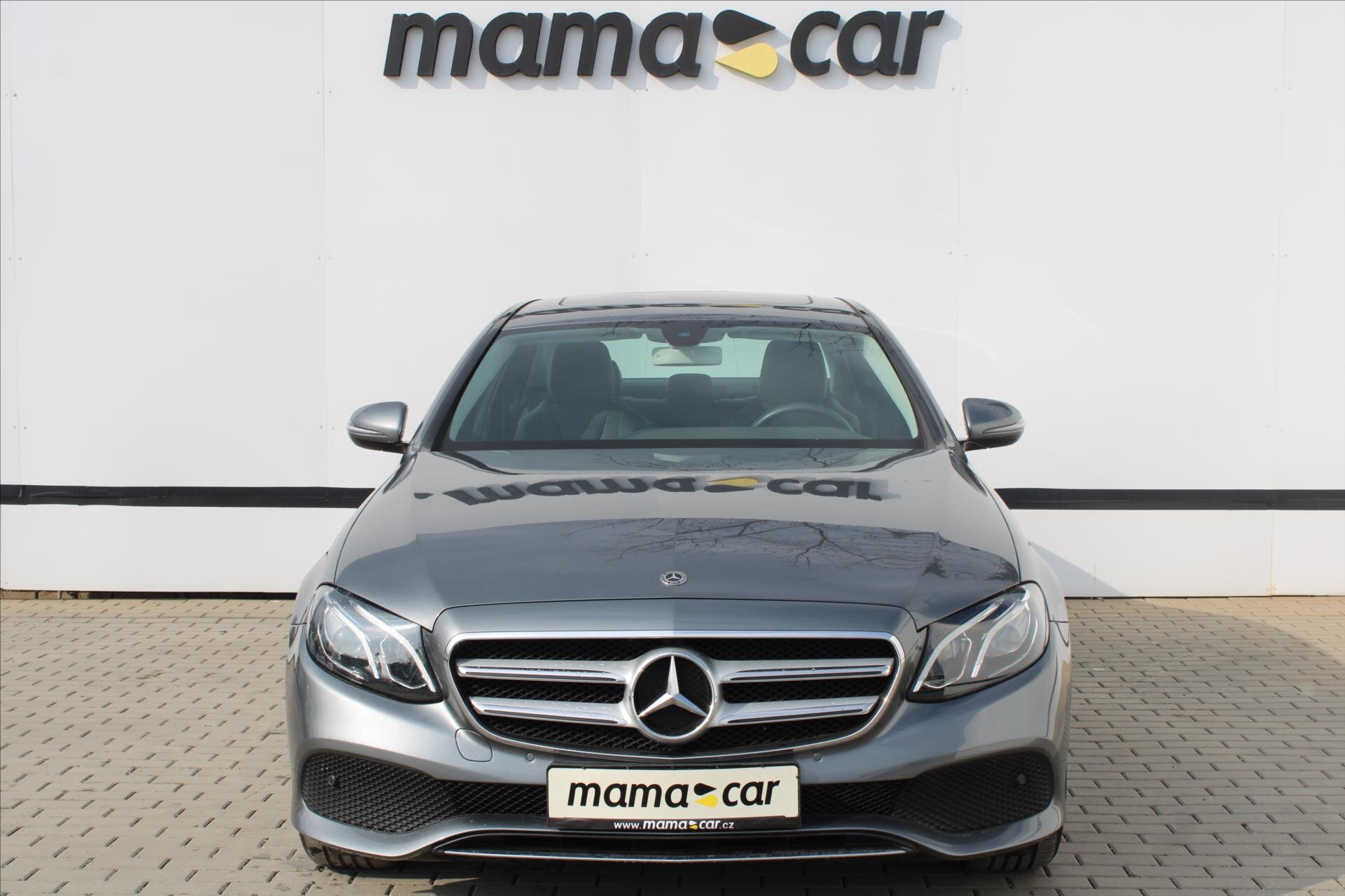 Mercedes-Benz Třídy E Sedan 2,0 l 155 kw