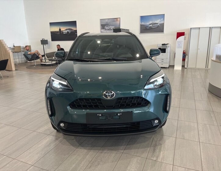Toyota Yaris Cross MPV 1,5 l 96 kw