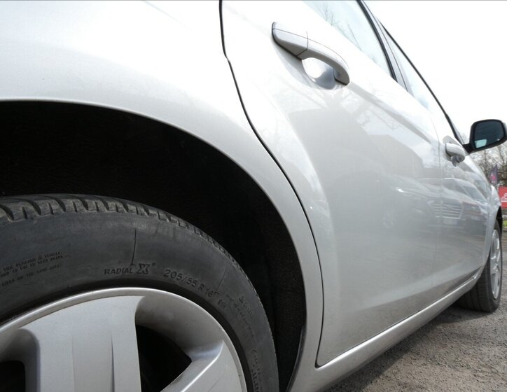 Ford Focus Kombi 1,6 l 74 kw