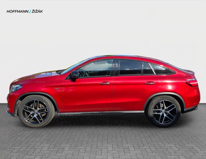 Mercedes-Benz GLE 8