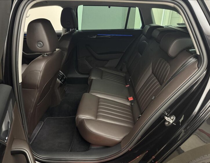 Škoda Superb Kombi 2,0 l 110 kw