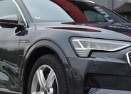 Audi e-tron SUV 0,0 300 kw