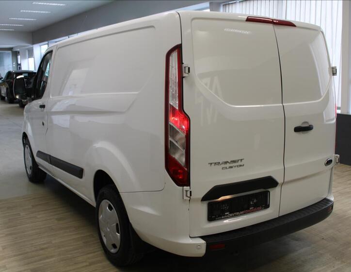 Ford Transit Custom 6