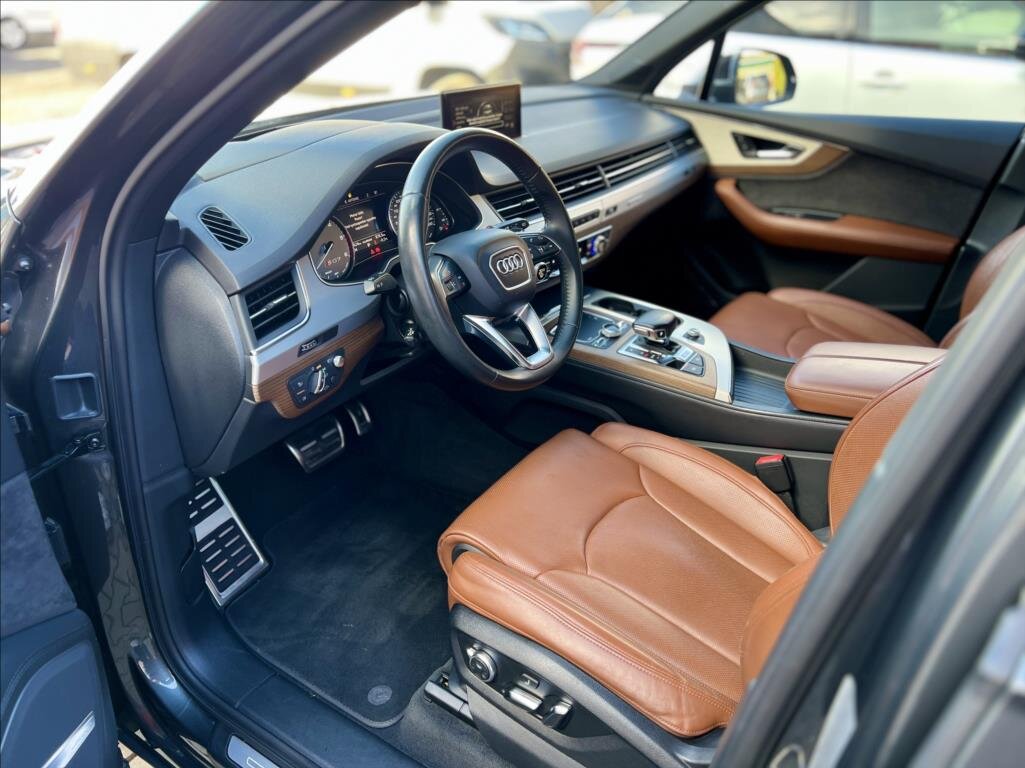 Audi SQ7 SUV / Terénní 4,0 l 320 kw