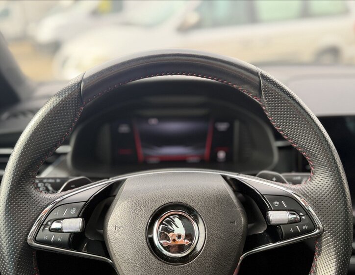 Škoda Kamiq SUV / Terénní 1,5 l 110 kw