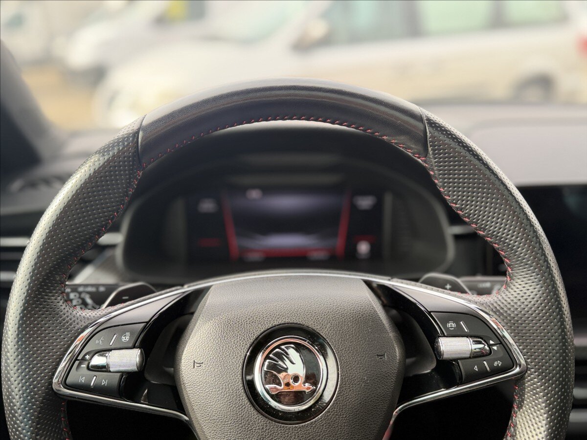 Škoda Kamiq SUV / Terénní 1,5 l 110 kw