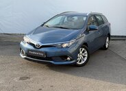 Toyota Auris 1