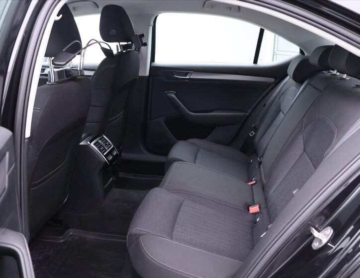 Škoda Superb Liftback 2,0 l 140 kw