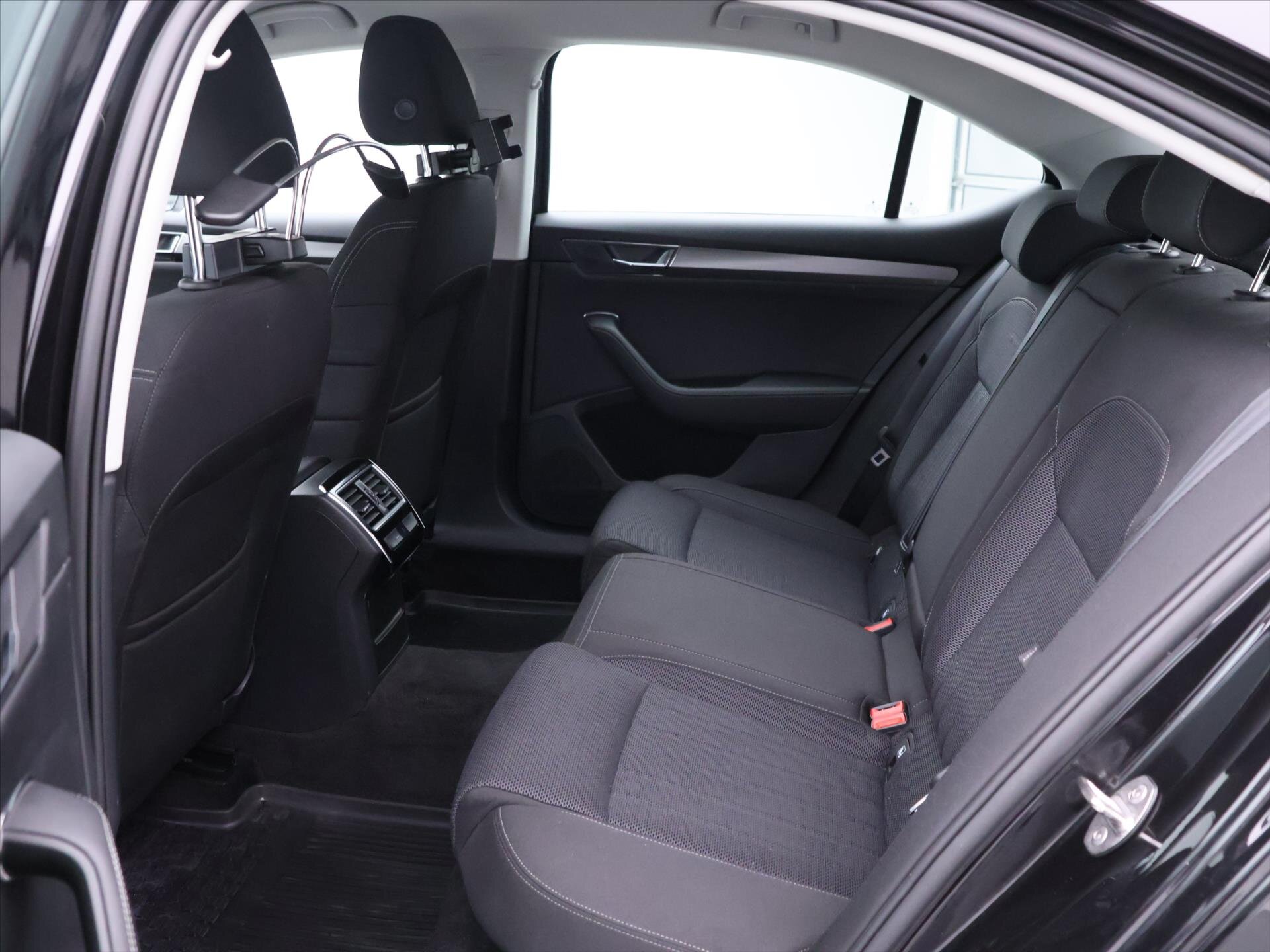 Škoda Superb Liftback 2,0 l 140 kw