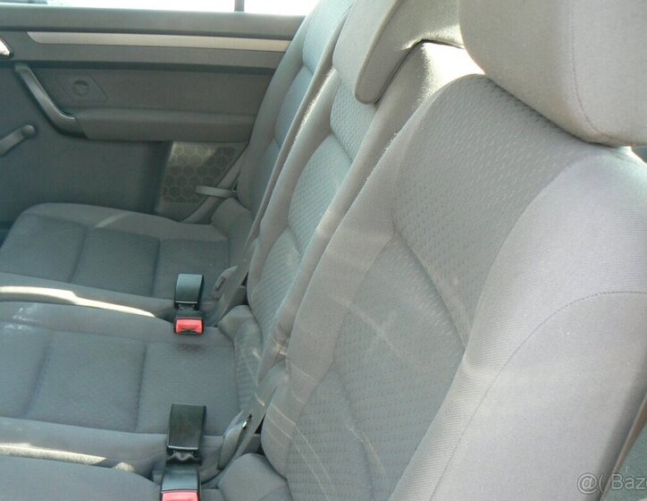 Volkswagen Touran 12