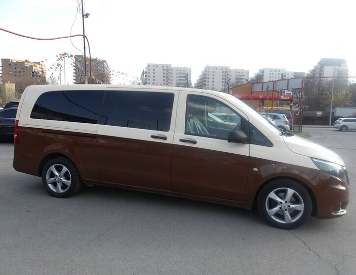 Mercedes-Benz Vito Kombi 2,1 l 120 kw