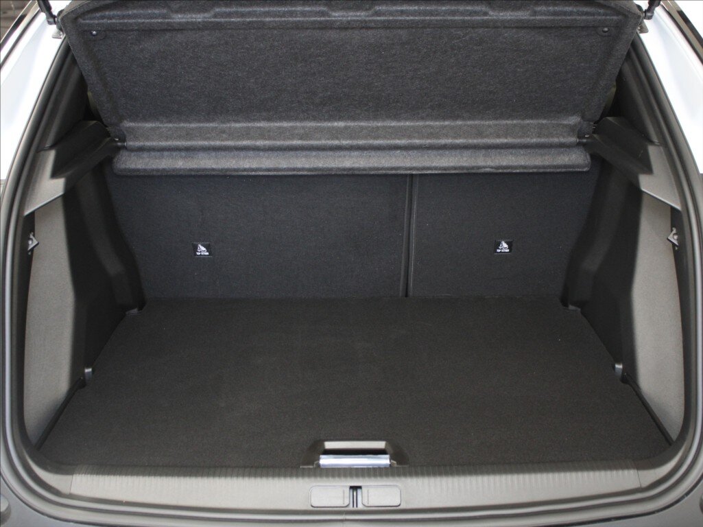 Peugeot 2008 SUV / Terénní 1,2 l 107 kw