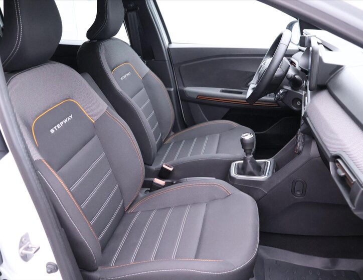 Dacia Sandero Hatchback 999,0 67 kw