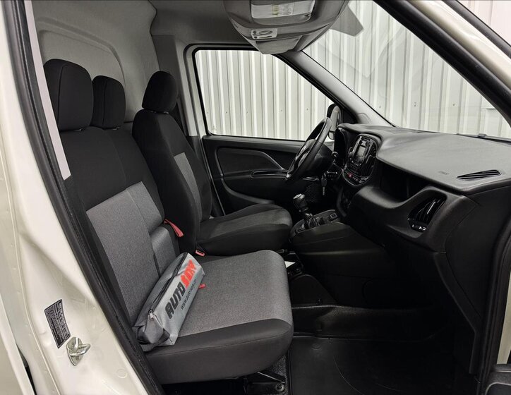 Fiat Dobló cargo Ostatní 1,4 l 88 kw