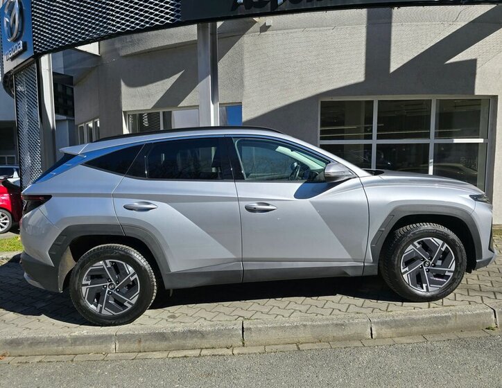 Hyundai Tucson SUV / Terénní 1,6 l 117 kw