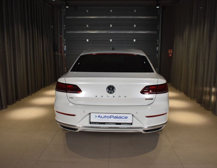 Volkswagen Arteon Liftback 2,0 l 176 kw