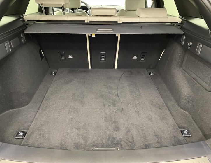 Land Rover Range Rover Velar 21