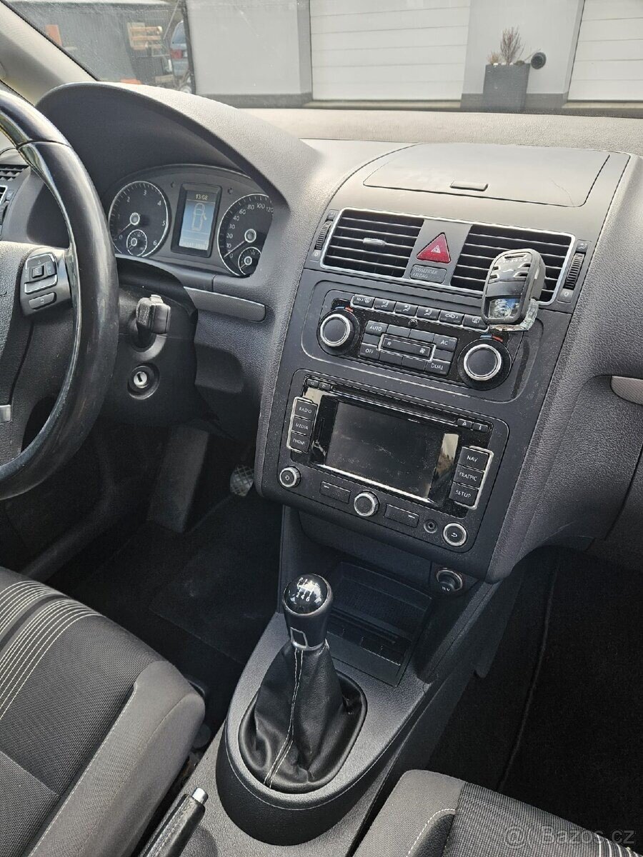 Volkswagen Touran VAN / Minibus 0,0 77 kw