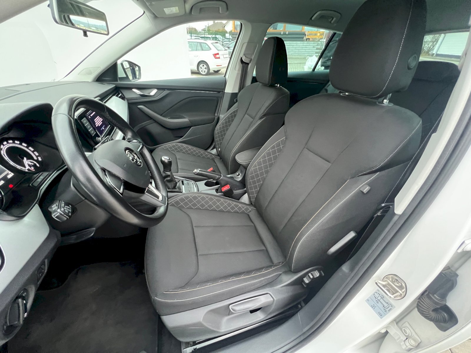 Škoda Scala Hatchback 1,0 l 85 kw