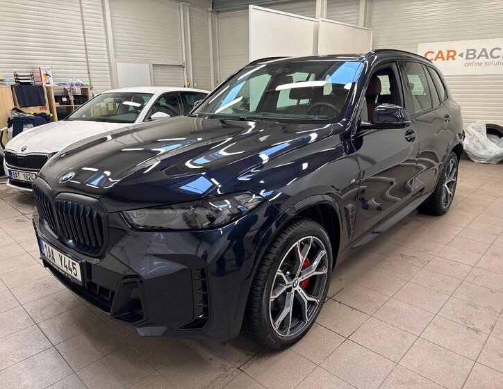 BMW X5 SUV 3,0 l 210 kw