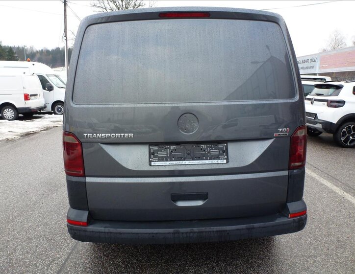 Volkswagen Transporter 11