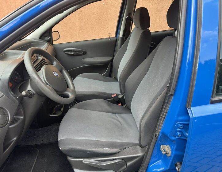 Fiat Punto 13