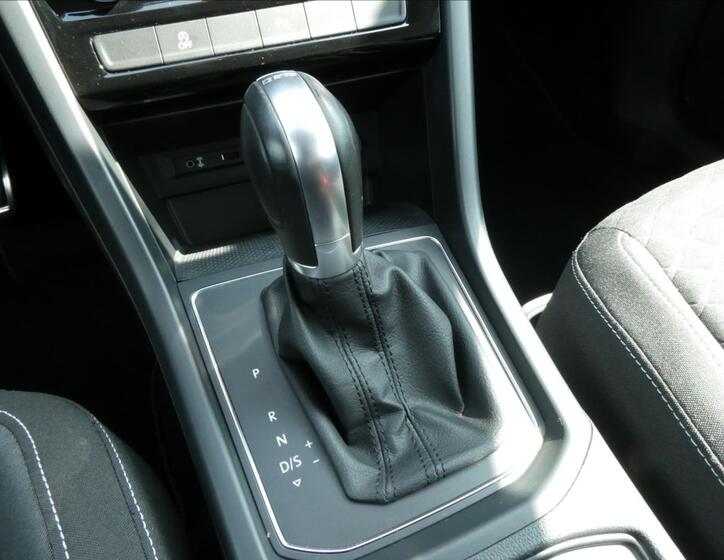 Volkswagen Touran 31