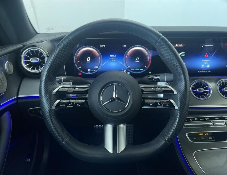 Mercedes-Benz Třídy E 10