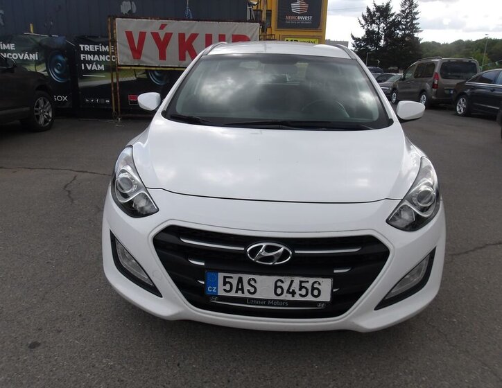Hyundai i30 Kombi 1,6 l 88 kw