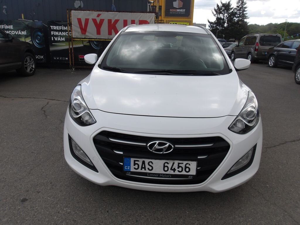 Hyundai i30 Kombi 1,6 l 88 kw
