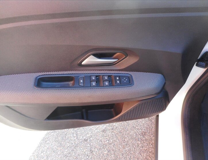 Dacia Jogger Kombi 999,0 81 kw