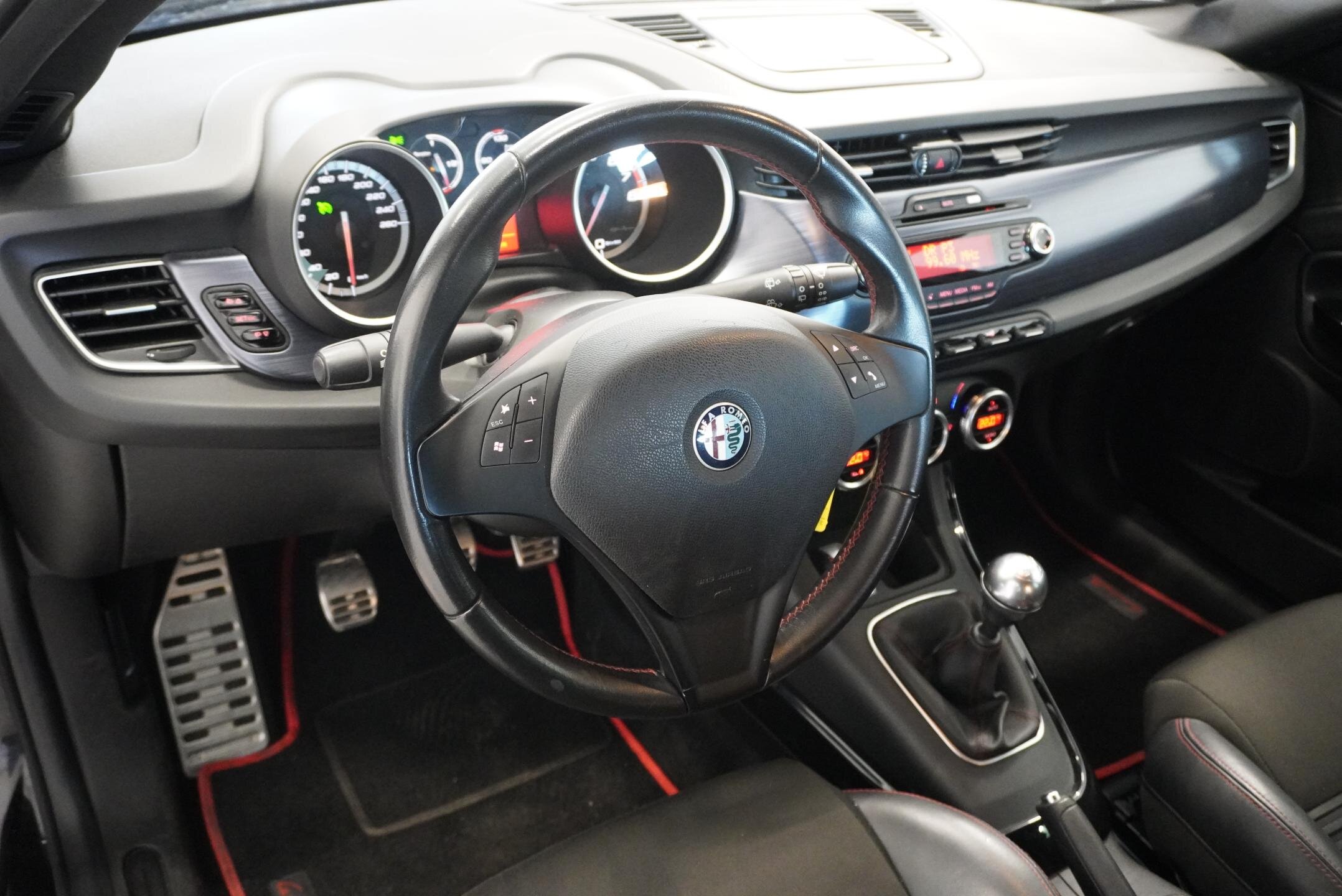 Alfa Romeo Giulietta Hatchback 1,7 l 173 kw