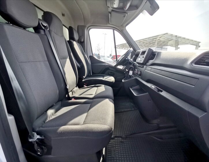 Renault Master Skříň 2,3 l 107 kw