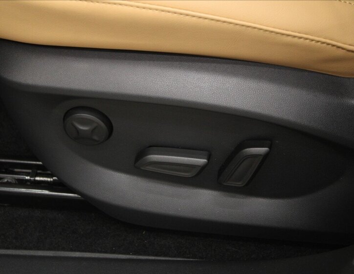 MG HS SUV 1,5 l 200 kw