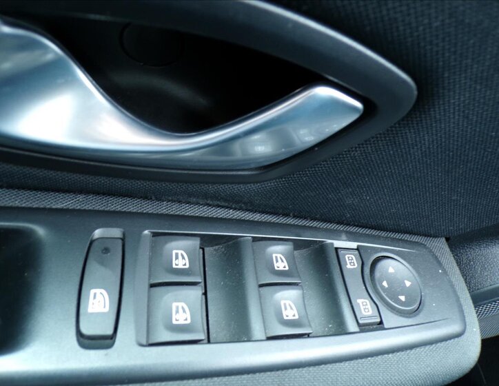 Renault Mégane Hatchback 1,6 l 74 kw