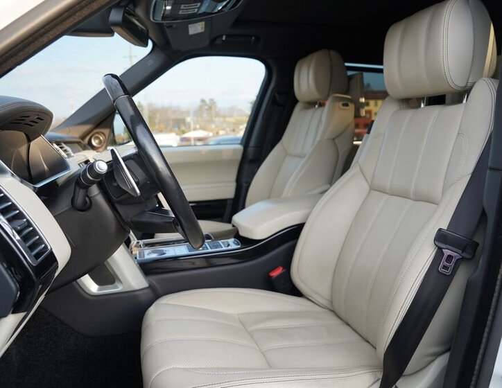 Land Rover Range Rover SUV / Terénní 4,4 l 250 kw