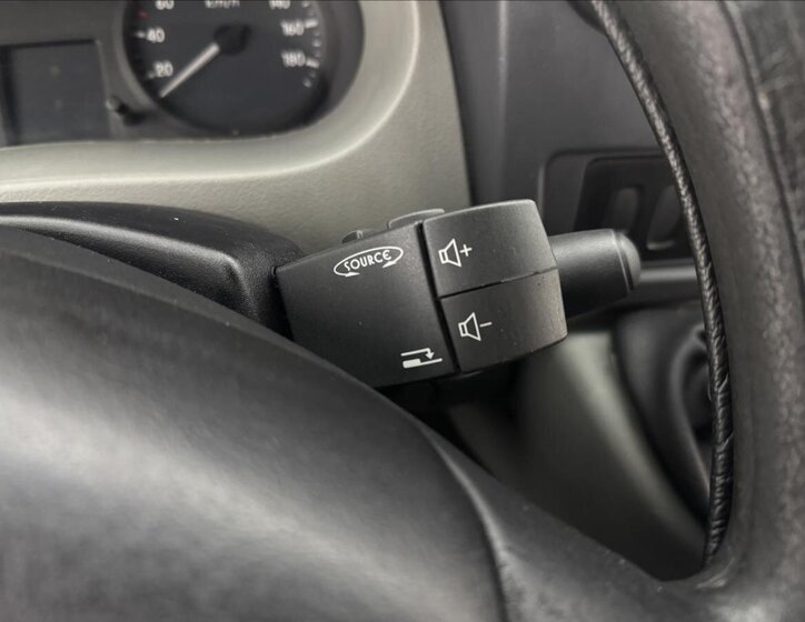 Renault Master Skříň 2,5 l 74 kw