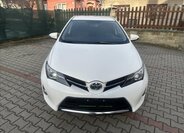 Toyota Auris 10