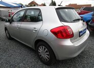 Toyota Auris Hatchback 1,4 l 66 kw