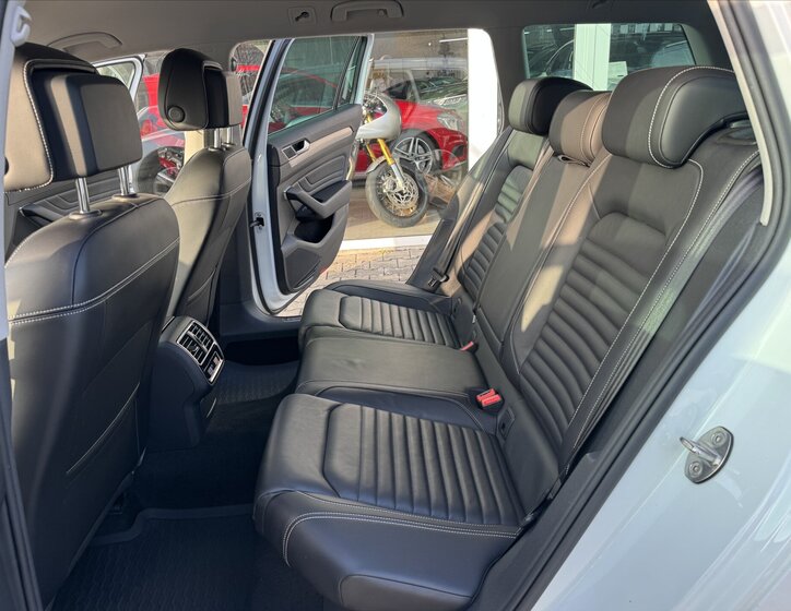 Volkswagen Passat Kombi 2,0 l 147 kw