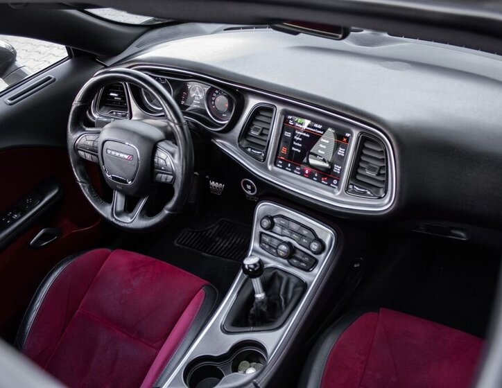 Dodge Challenger Kupé 5,7 l 277 kw