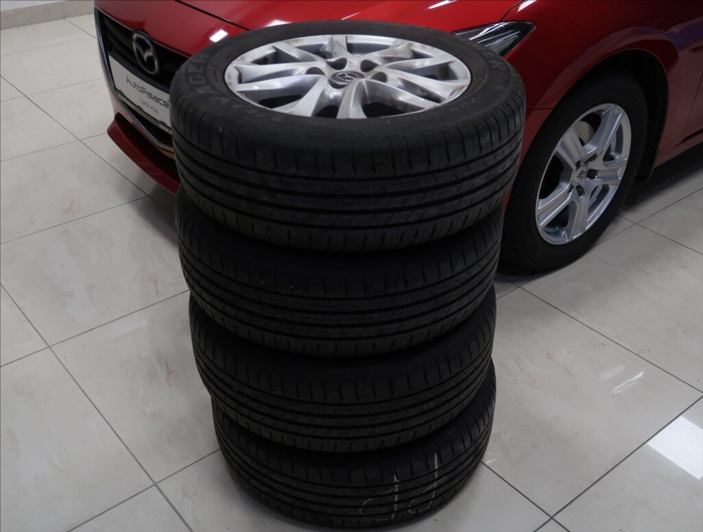 Mazda 3 Hatchback 2,0 l 88 kw