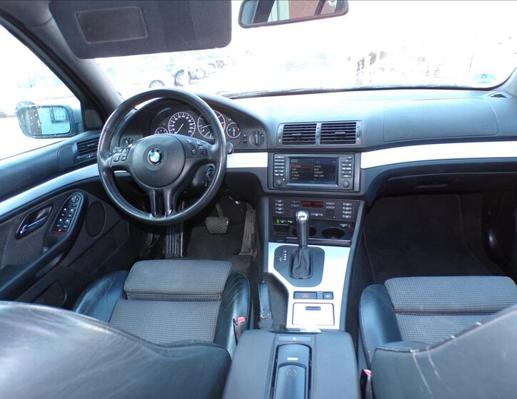 BMW Řada 5 Kombi 2,2 l 125 kw