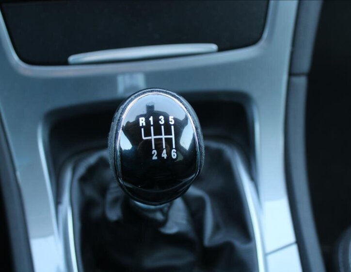 Ford Mondeo Liftback 1,6 l 118 kw