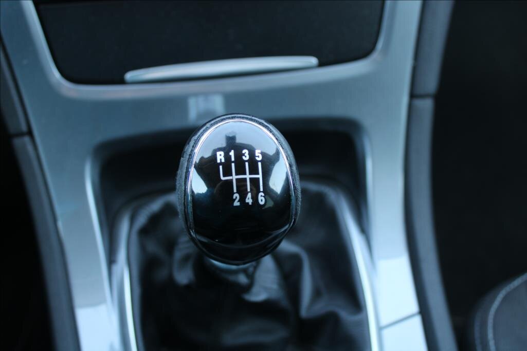 Ford Mondeo Liftback 1,6 l 118 kw