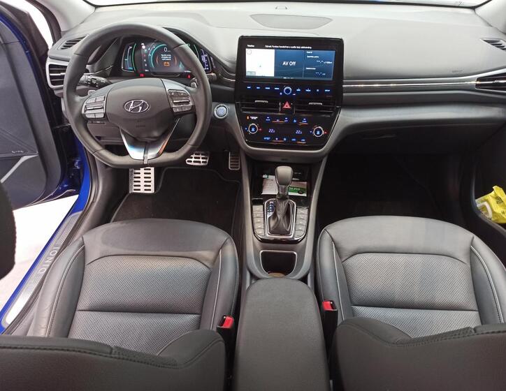 Hyundai IONIQ 14