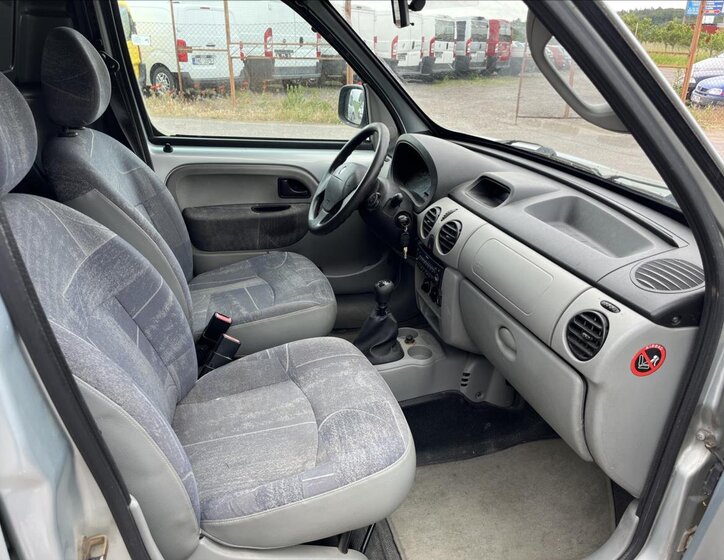 Renault Kangoo 10